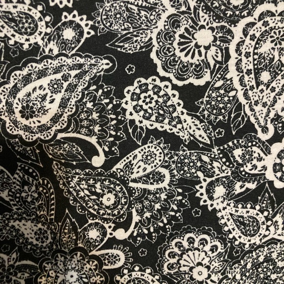 Lularoe Sz large Randy - Picture 2 of 3